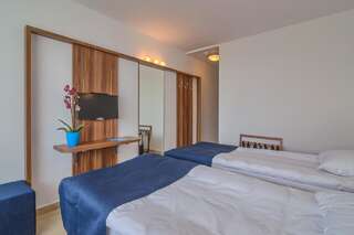 Отель Hotel Narcis Сатурн Улучшенный двухместный номер с 1 кроватью или 2 отдельными кроватями-5