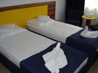 Отель Hotel Narcis Сатурн Двухместный номер с 1 кроватью или 2 отдельными кроватями на 1 этаже-8