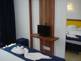 Отель Hotel Narcis Сатурн Двухместный номер с 1 кроватью или 2 отдельными кроватями на 1 этаже-19